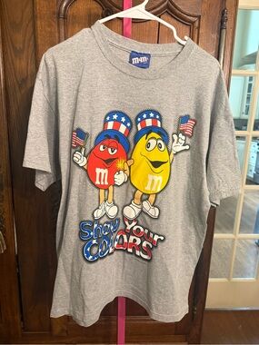 M&M's Gray Graphic Tee - Red & Yellow M&M Characters